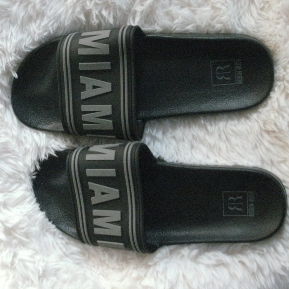 Robin Ruth Miami Black Slip On Slide Sandals Shoes size 43 US 9.5 men 11 women